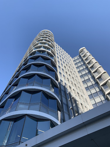 Auto école du Centre à Boulogne Billancourt Permis auto et moto Située à Boulogne Billancourt près de la place Marcel Sembat, l'Auto école du Centre vous forme au permis auto et moto depuis plus de 40 ans. Depuis plus de 30 ans, l’auto école du Centre ...